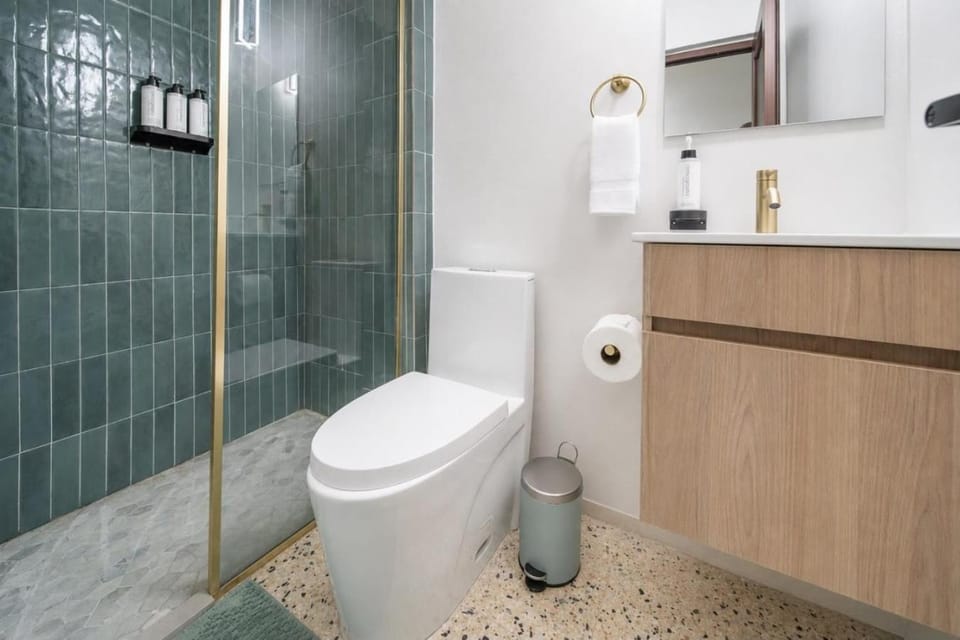 Room 10: Cozy Urban Hideaway in Arts District Hotel in San Juan