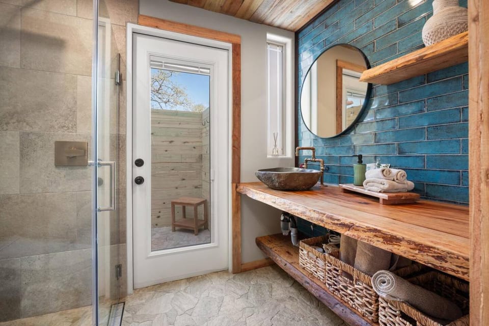 Shower, Bathroom