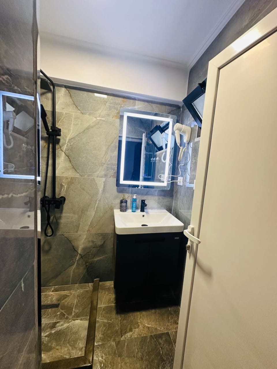 Shower, Bathroom