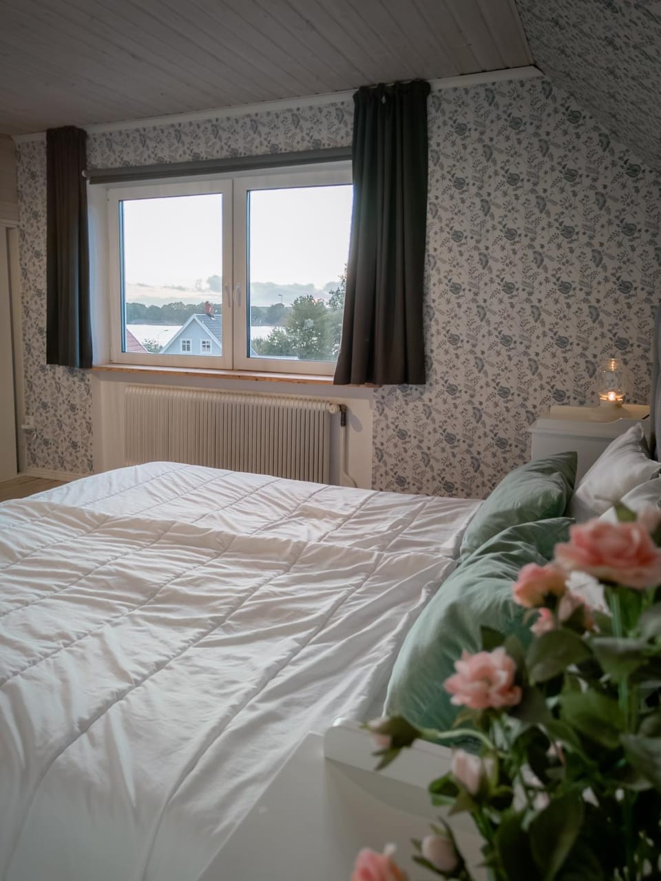 Lakefront house on Skåne's largest island Villa in Skåne County