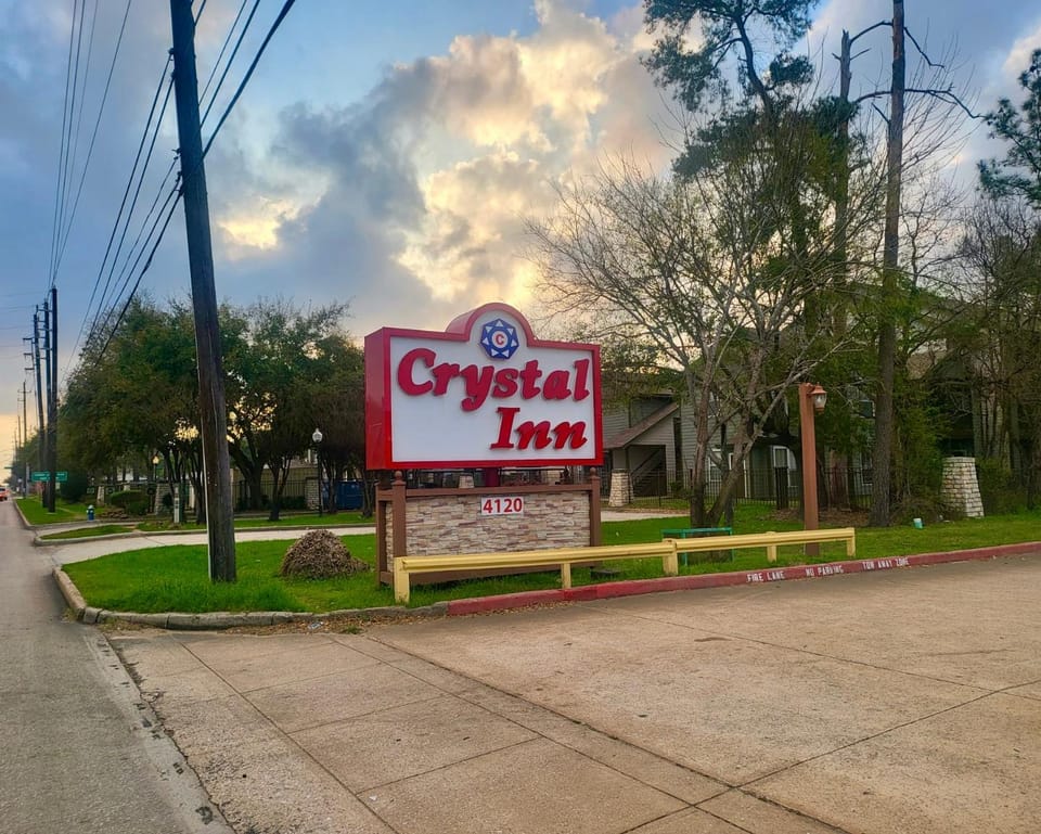 Crystal Inn Bed and Breakfast in Houston