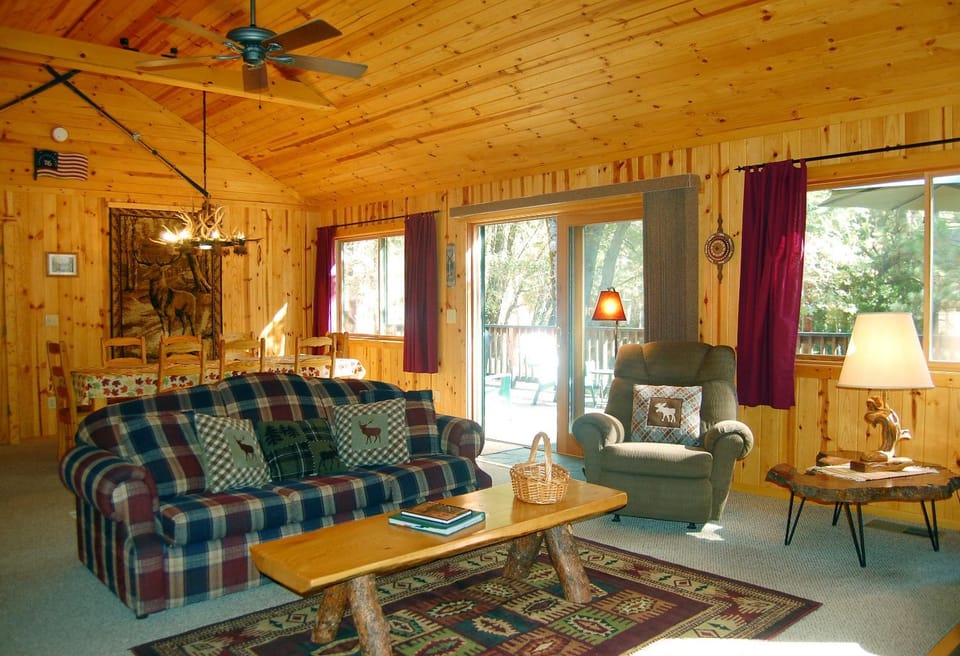 9N Fox Hollow House in Sierra Nevada