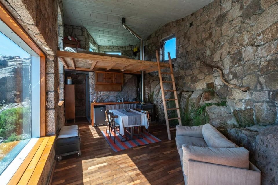 Day, Living room