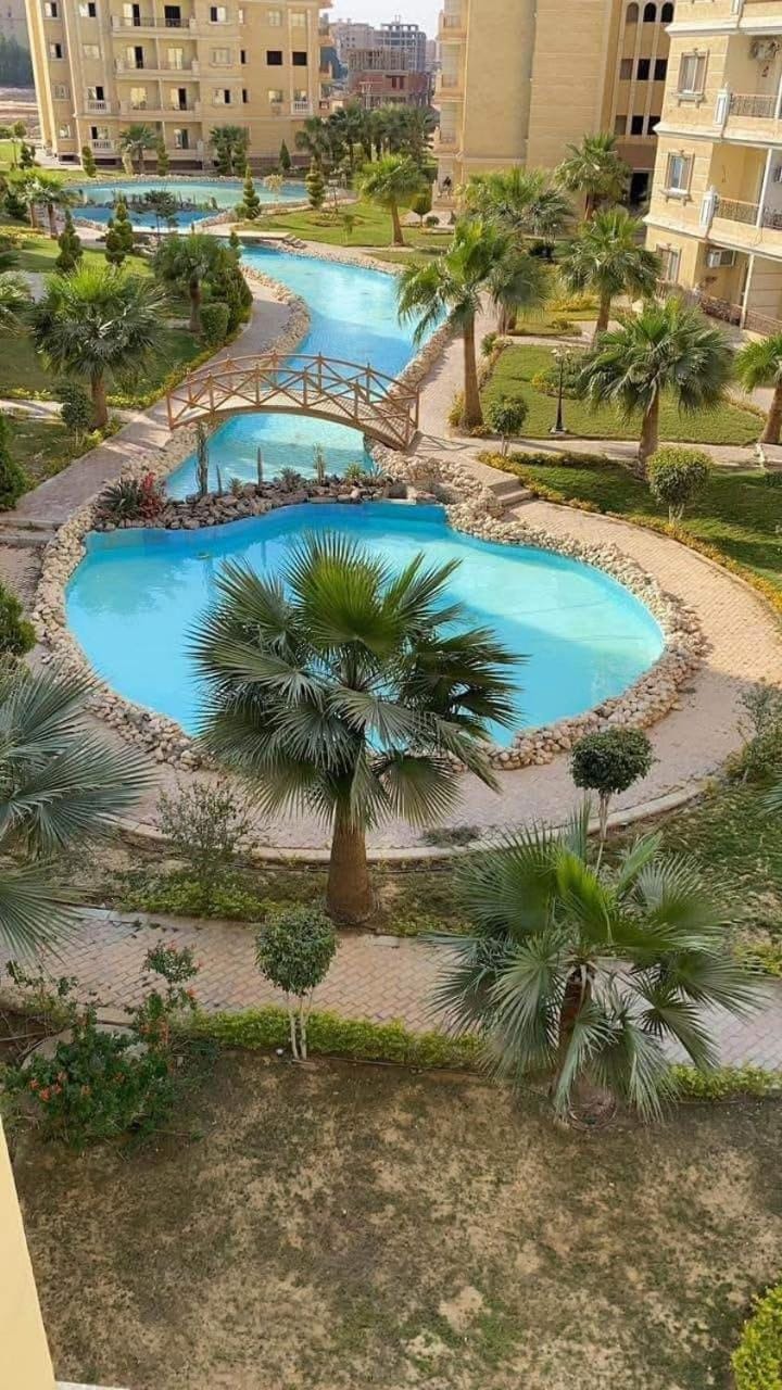 شقة مفروشه ف كومباوند واحة الريحان حدائق اكتوبر Apartment in Egypt