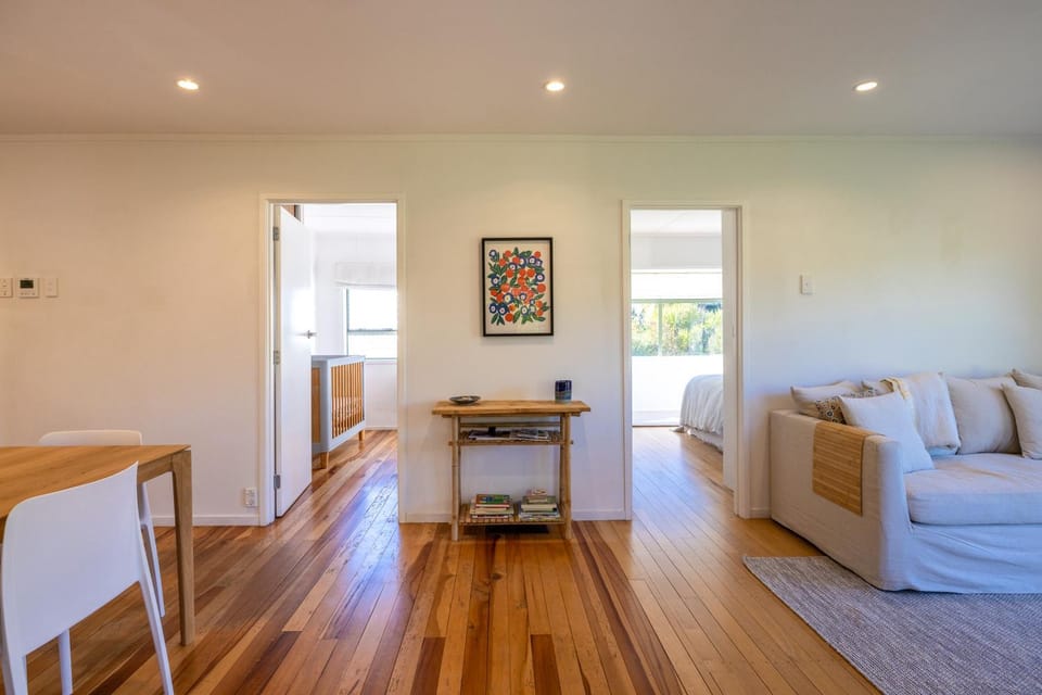 Tranquility Cottage, Oneroa - Be My Guest Waiheke House in Auckland Region