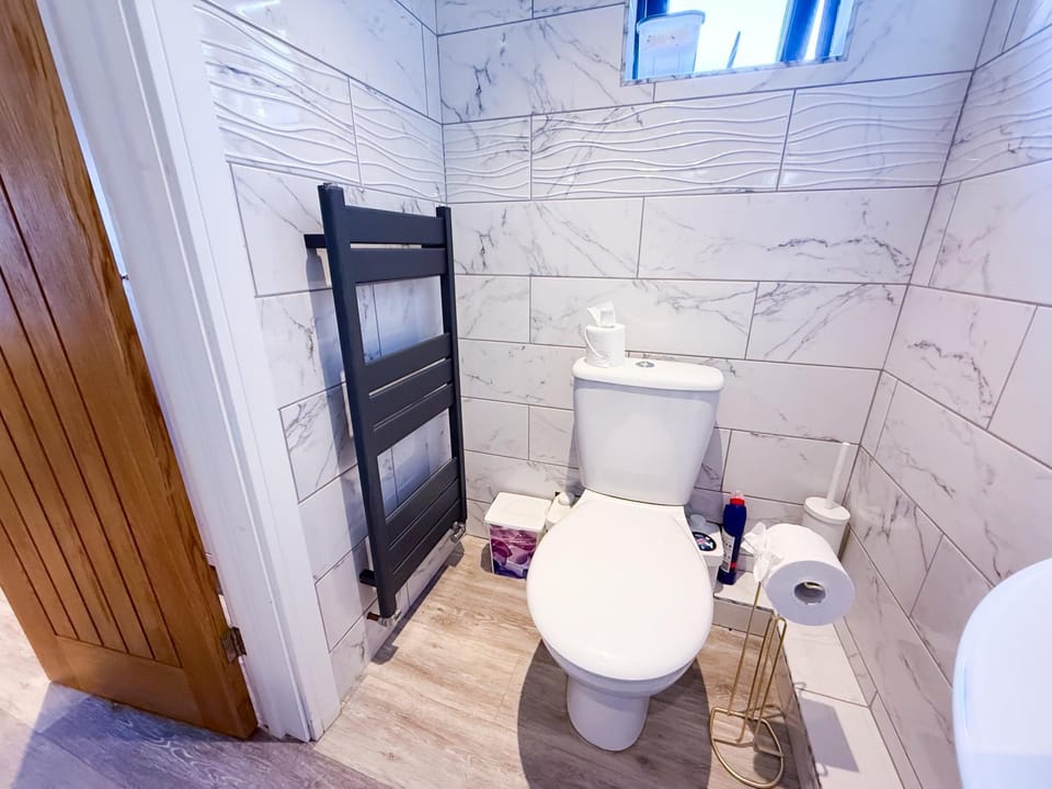 INACTIVE The A 1 Bedroom Apartment by AltoLuxoExperience Short Lets & Serviced Accommodation with Parking & Wifi Apartment in Bristol