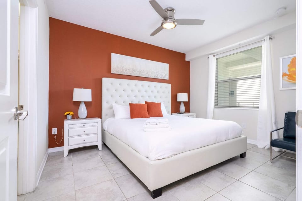 Family Condo 2Bd Close to Disney at Storey Lake Resort House in Kissimmee