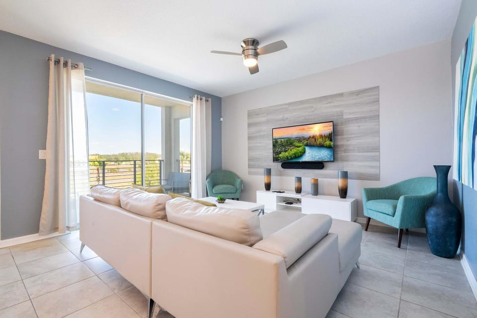 Family Condo 2Bd Close to Disney at Storey Lake Resort House in Kissimmee