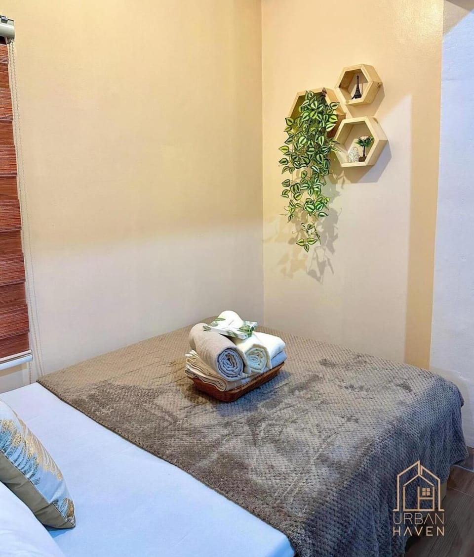 Staycation in Alabang Apartment in Muntinlupa