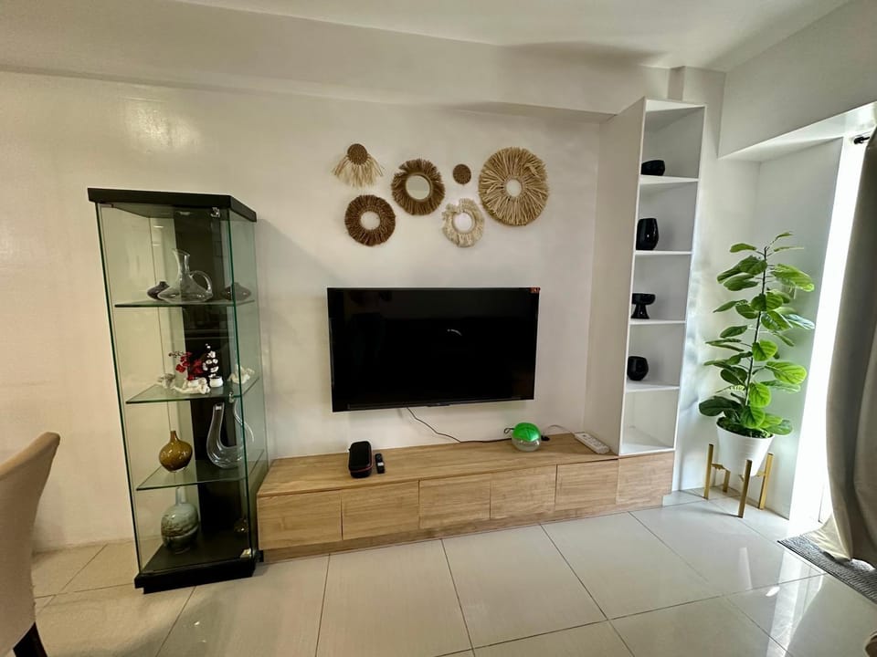 Kathys Crib 2Bedroom MOA View at Shell Residence Apartment hotel in Pasay