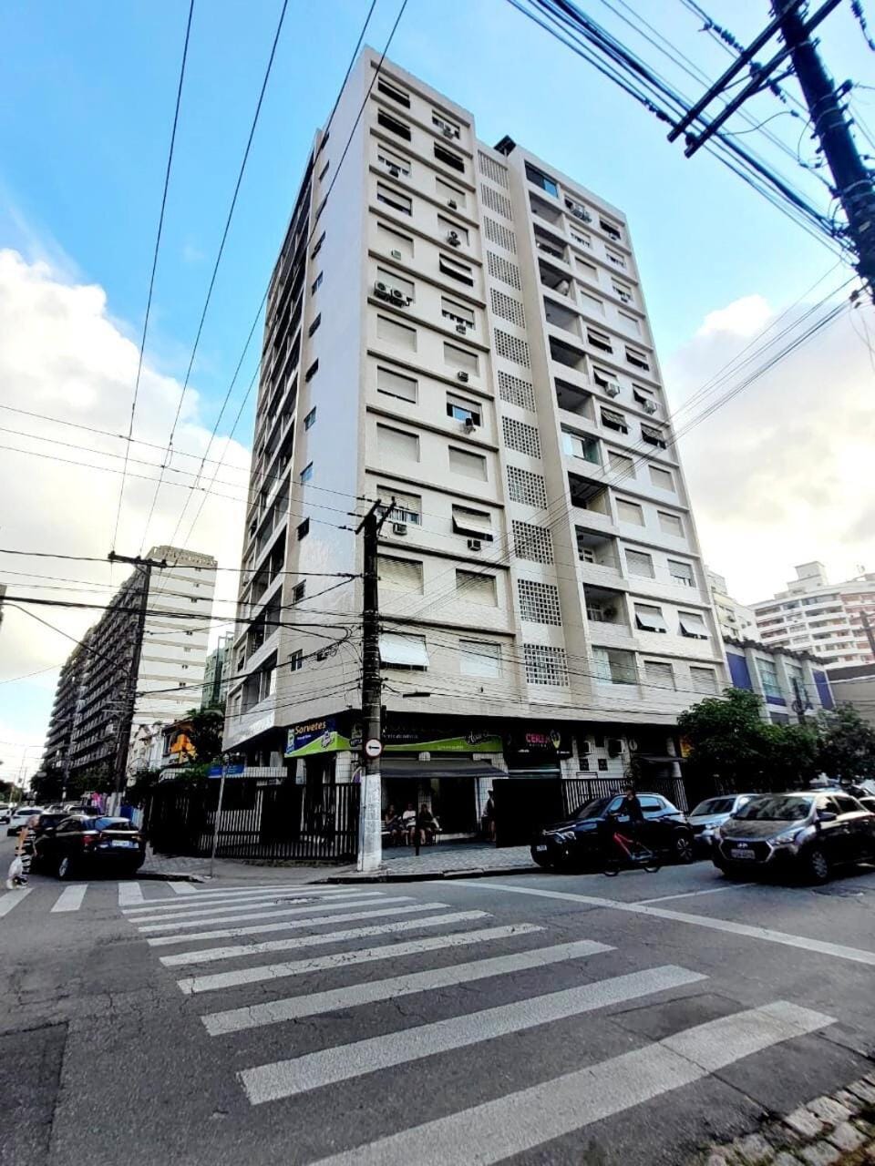Property building, Day, Street view, Location