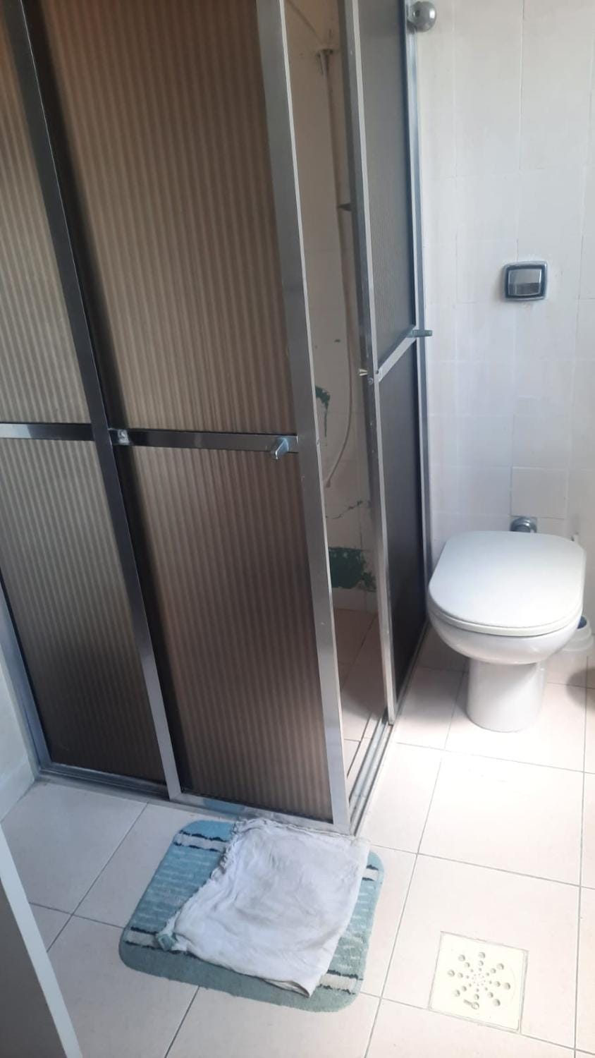 Toilet, Bathroom, towels