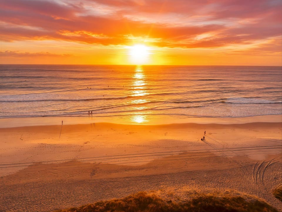 Nearby landmark, Day, Natural landscape, Beach, Sea view, Sunrise, Sunset