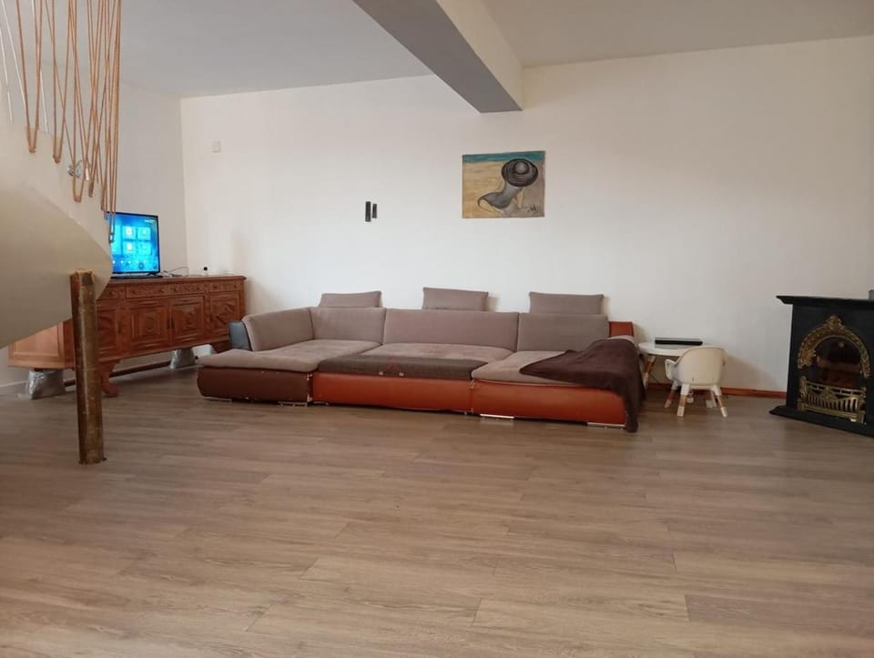 House with a swimming pool Apartment in Azerbaijan