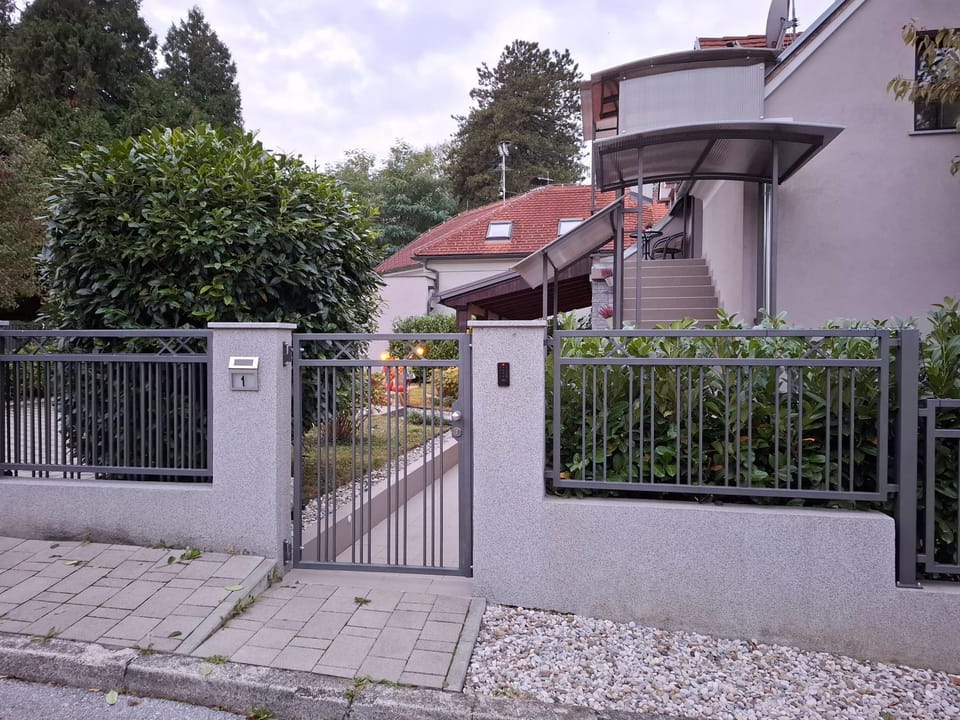 Rooms Korina Bed and Breakfast in Slovenia