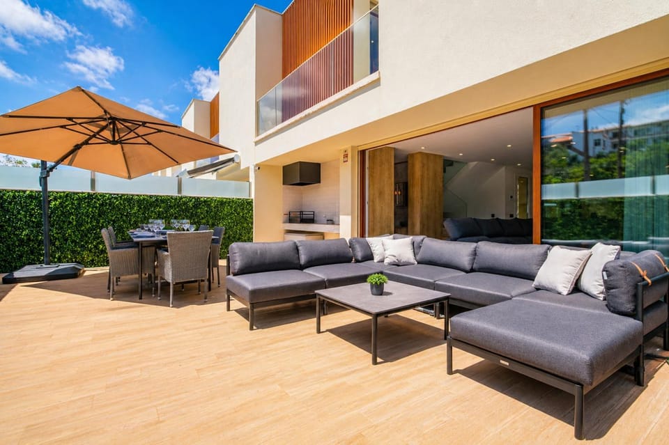 BBQ facilities, Balcony/Terrace, Dinner