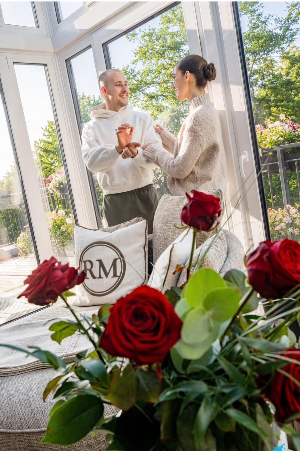 People, View (from property/room)