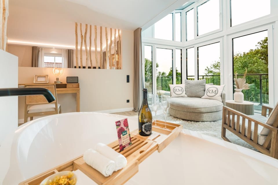 Living room, Seating area, Bath