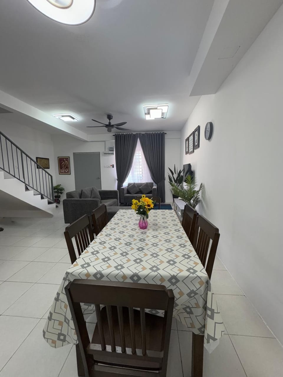 Zalins CozyHome 3BR - Double Storey Terrace Apartment in Penang