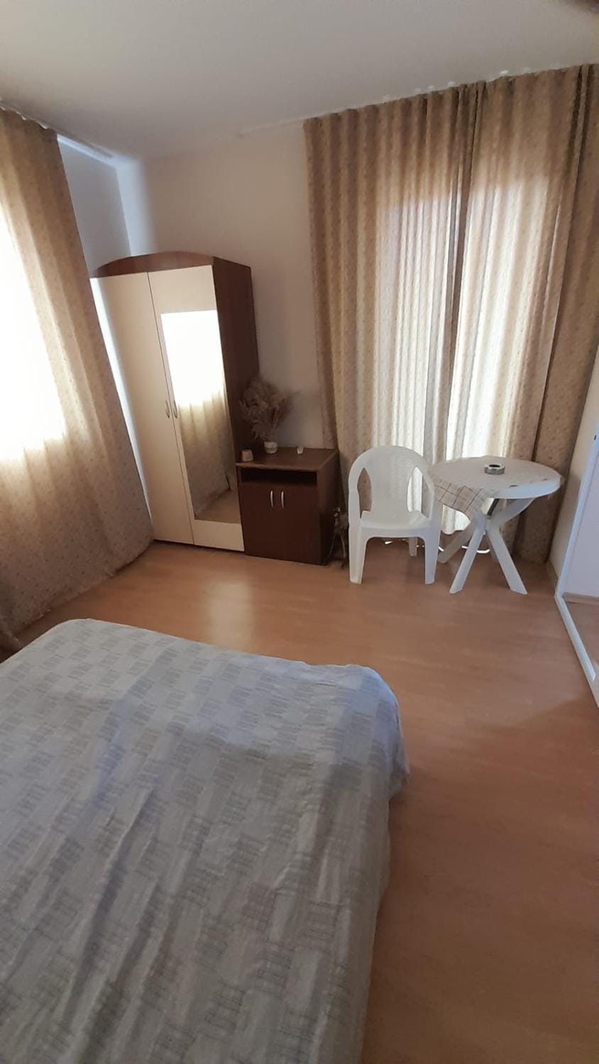 Bed, Living room, Photo of the whole room, Seating area, Bedroom, wardrobe