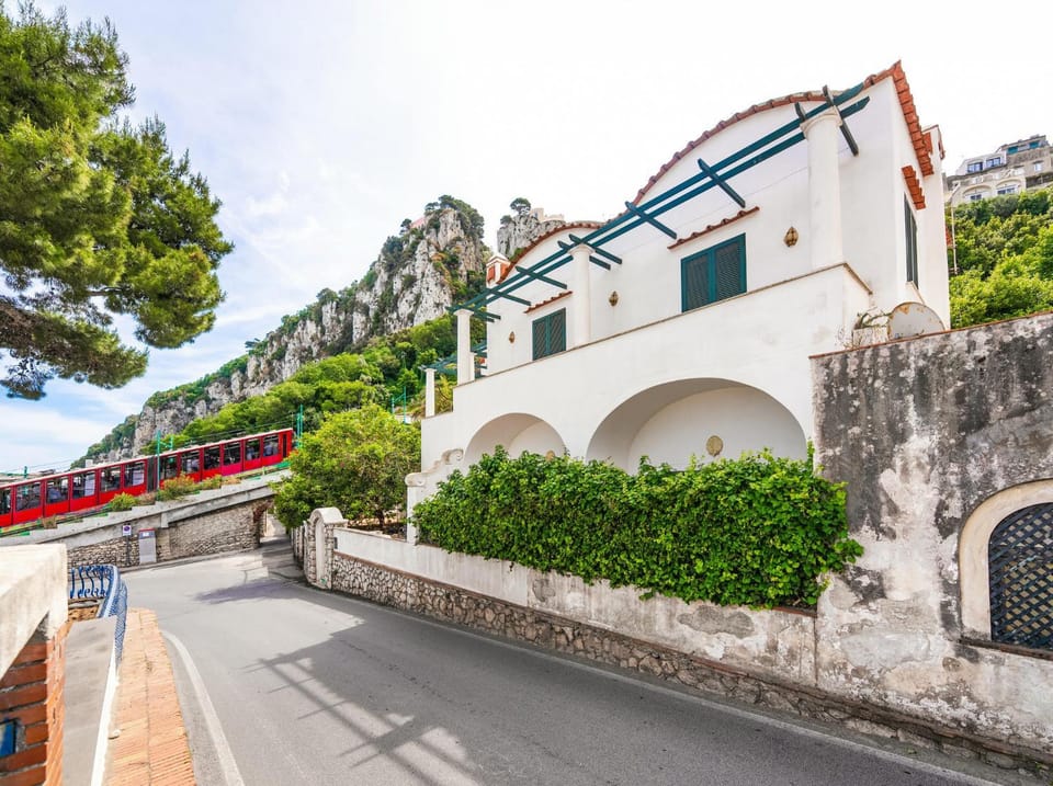 Villa nella curva della funicolare, Capri Apartment in Marina Grande