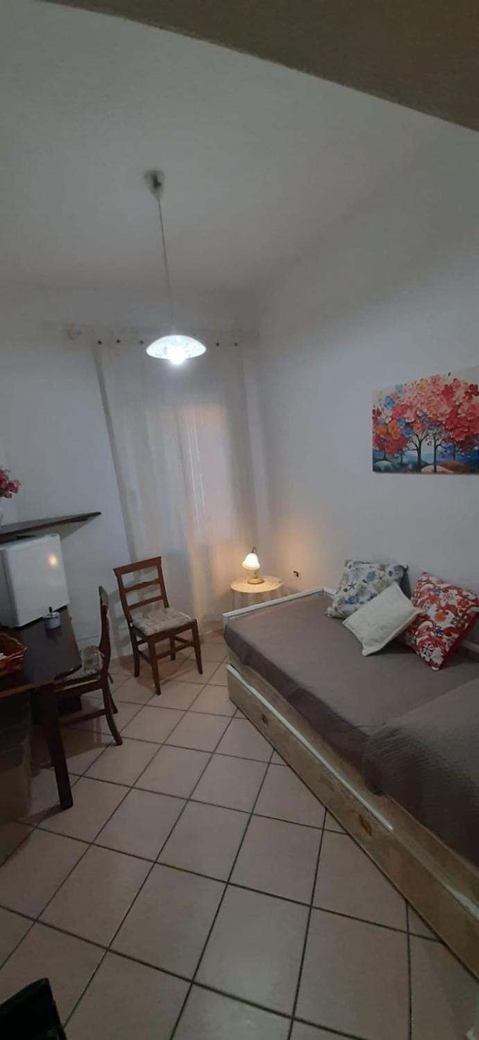 Zimmer Mary Bed and Breakfast in Olbia