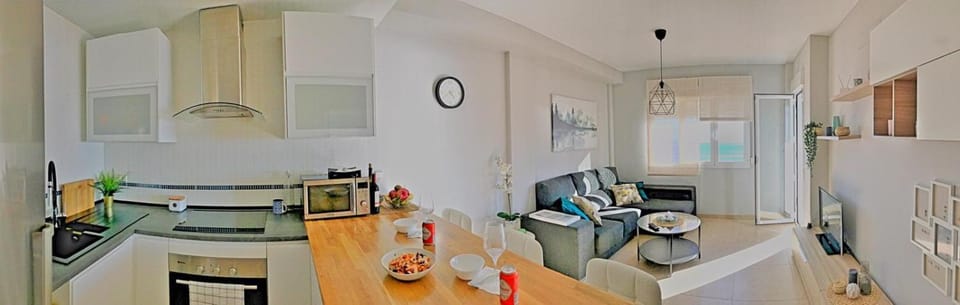 Kitchen or kitchenette, Living room, Dining area