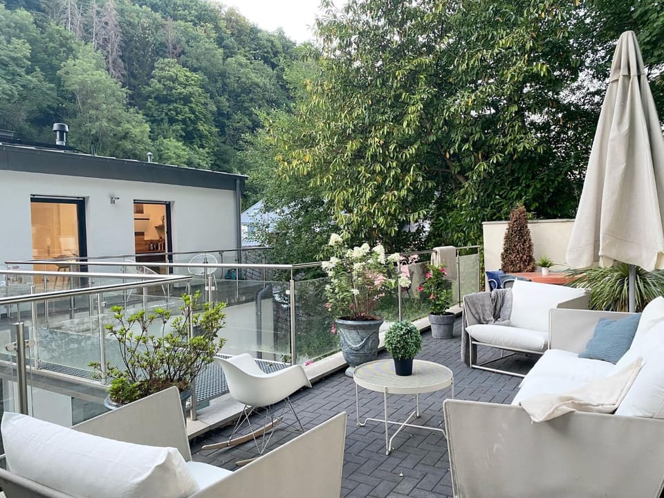 Patio, Spring, Garden, Balcony/Terrace, Garden view