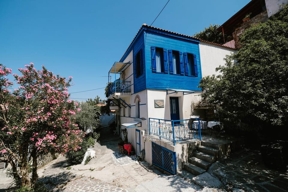 Property building, Balcony/Terrace