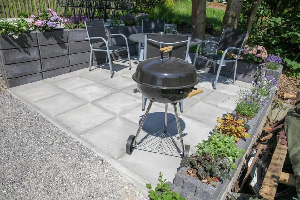 Patio, Garden view