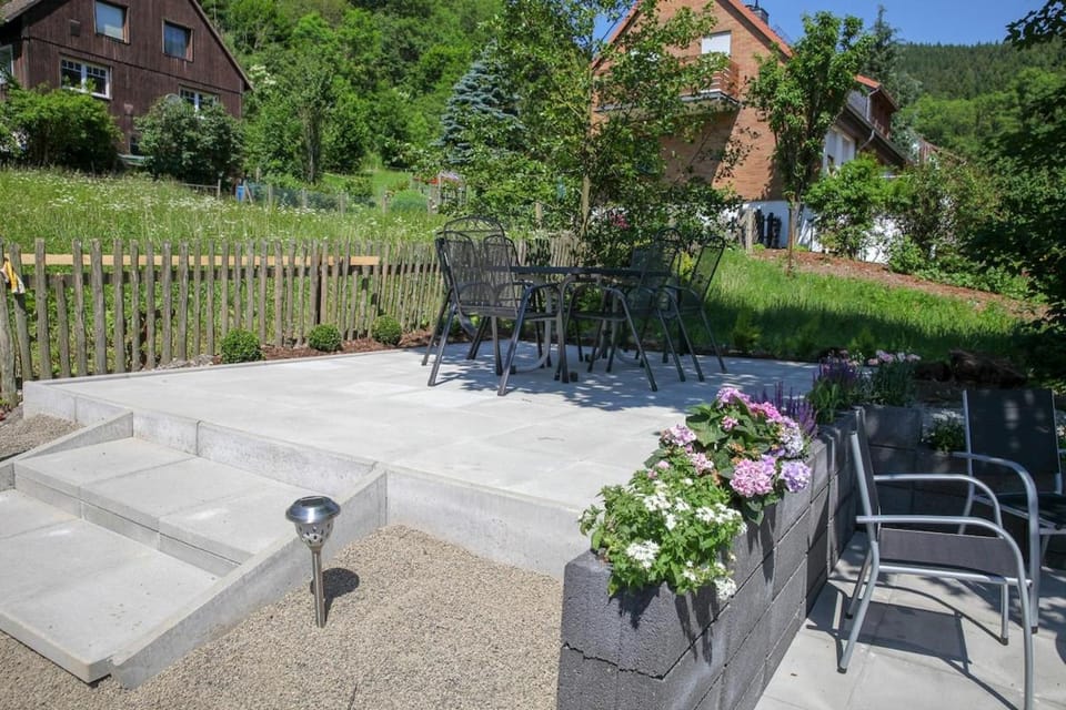 Patio, Dining area, Garden view