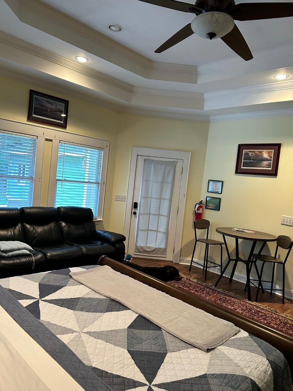 pet friendly, private, spacious and ready for you! Vacation rental in James Island
