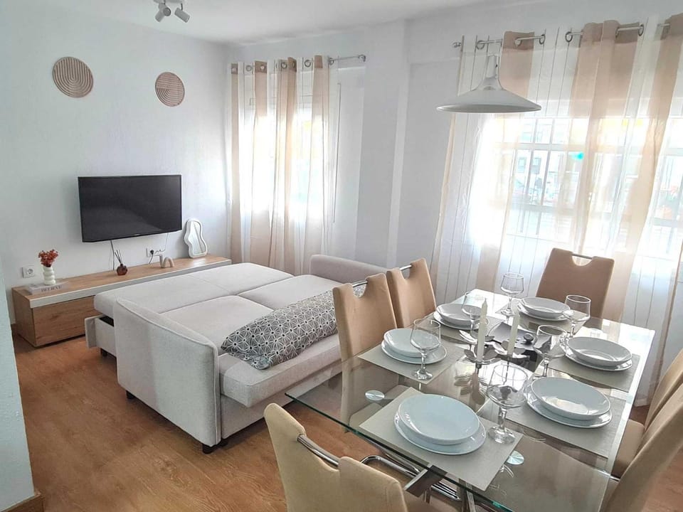 TV and multimedia, Living room, Dining area