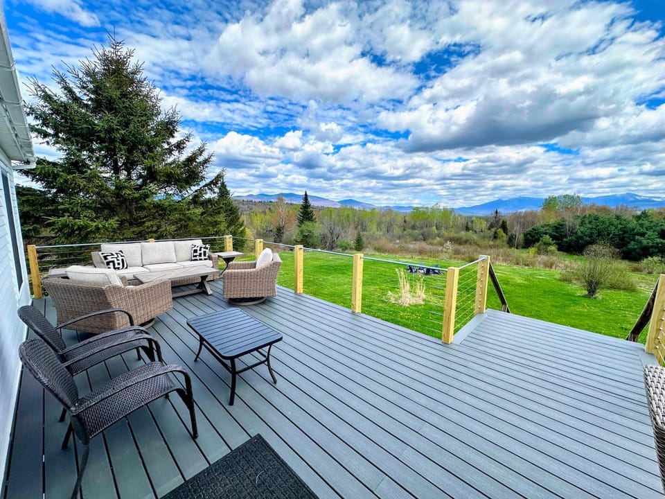 64J Stunning views House in Whitefield