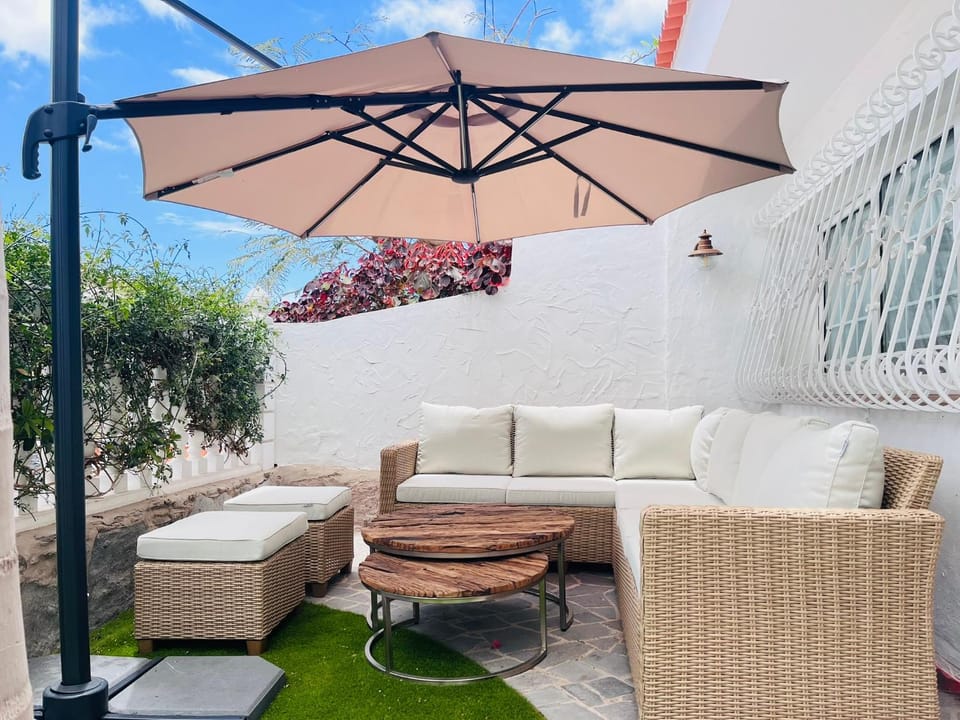 Spring, Summer, Garden, Balcony/Terrace, Seating area, sunbed