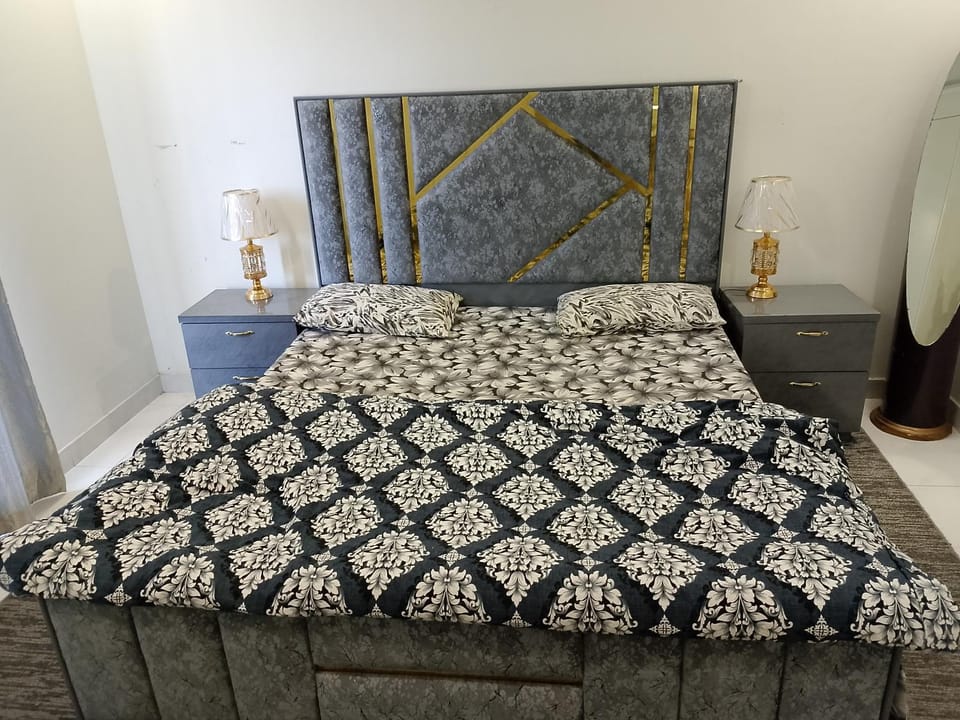 1 bed luxury apperment Apartment in Lahore