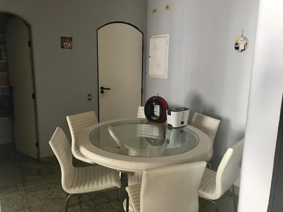 Pitangueiras, 3 suites, amplo, ventilado Apartment in State of São Paulo