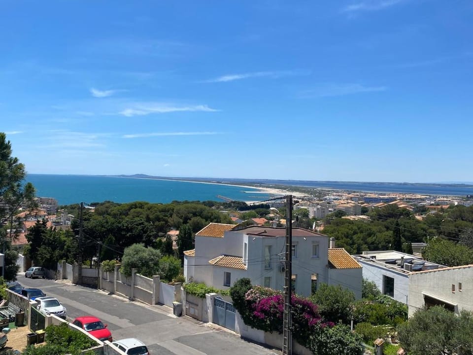 Nearby landmark, Natural landscape, Sea view