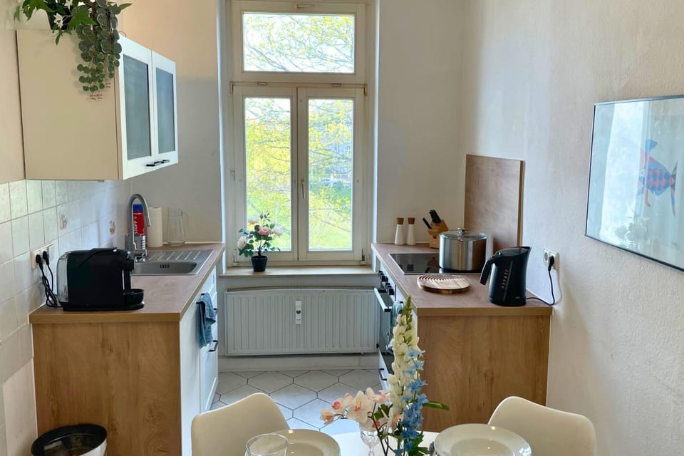 Kitchen or kitchenette, kitchen, kitchen