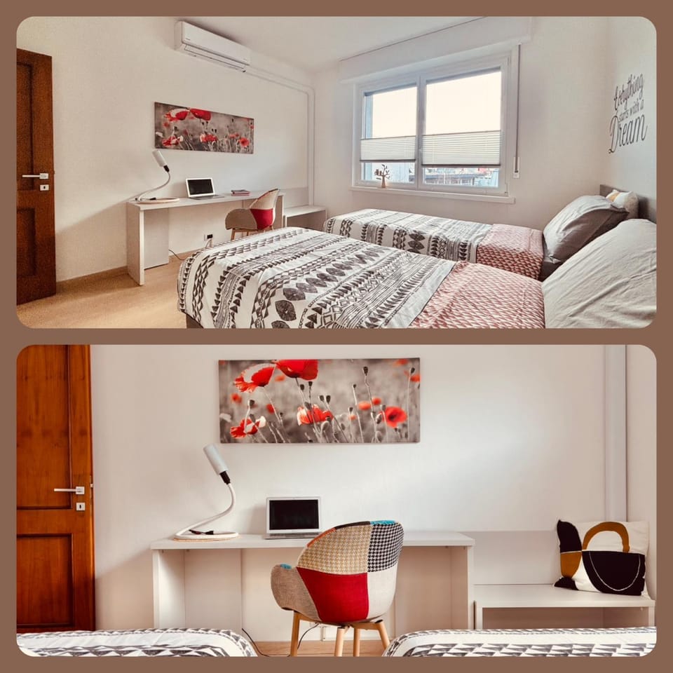 Seating area, Bedroom