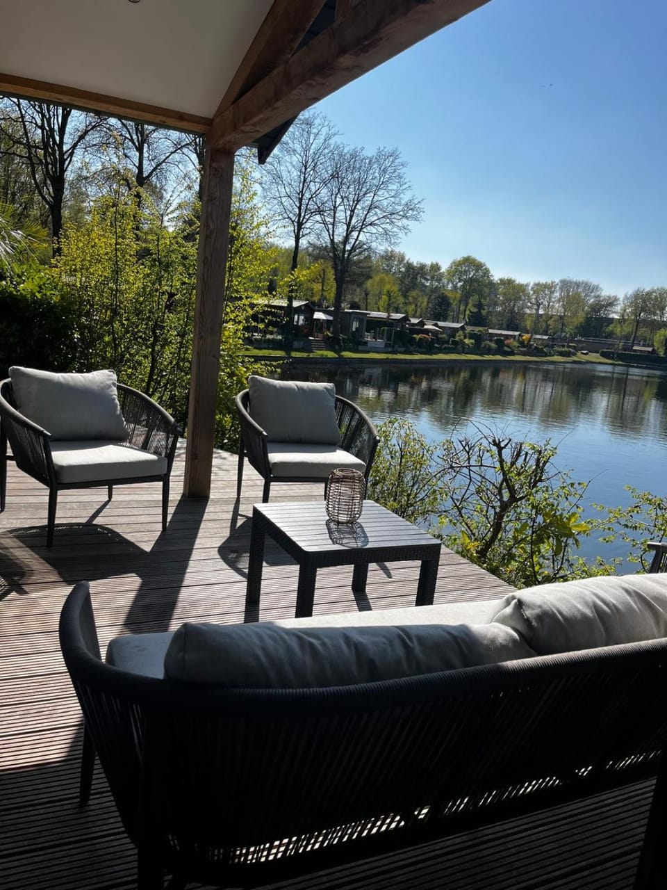 Patio, View (from property/room), Seating area, Lake view