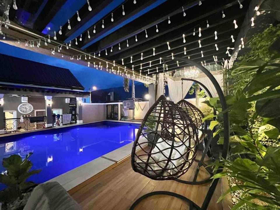 Palazzo de Amor Private Resort Villa in Calamba
