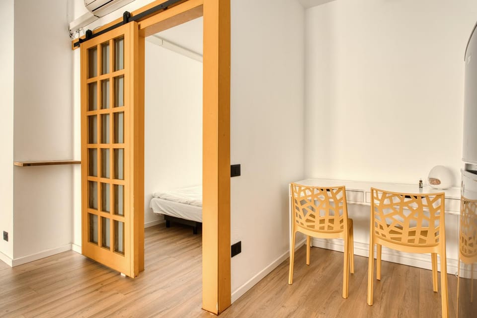 Living room, Bedroom