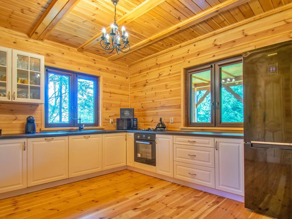 View (from property/room), microwave, kitchen