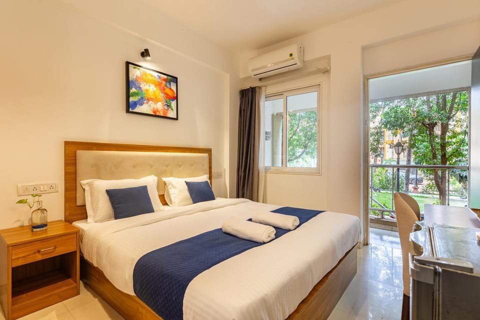 Bed, Bedroom, air conditioner