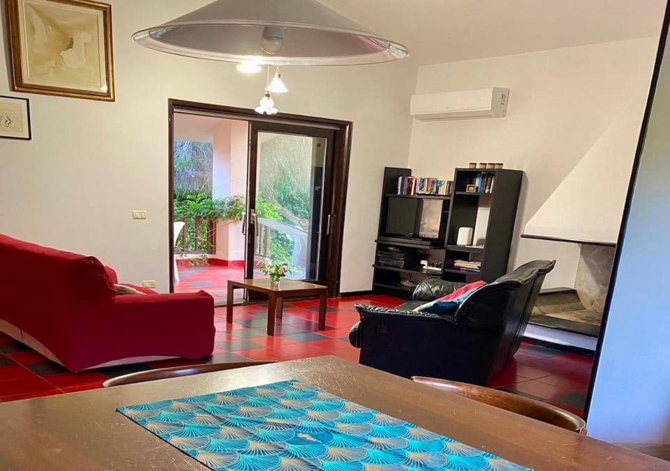 TV and multimedia, Living room, Seating area