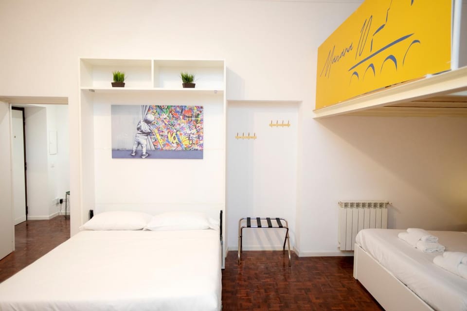 Bed, Photo of the whole room, Bedroom, internet