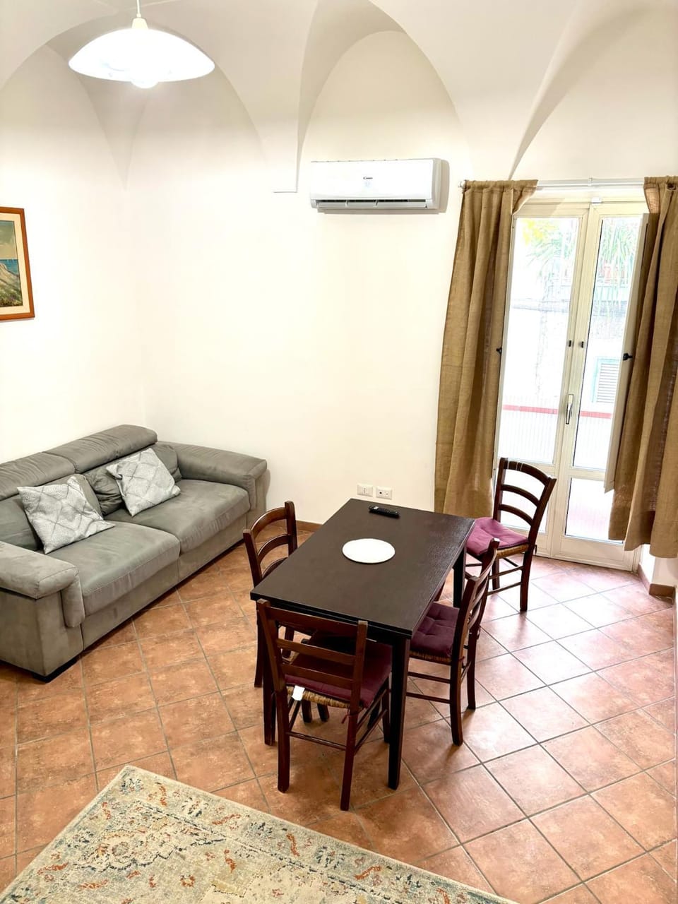 Living room, Seating area, Dining area, air conditioner