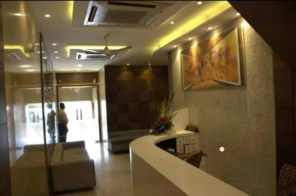 Hotel sharda Hotel in Mumbai