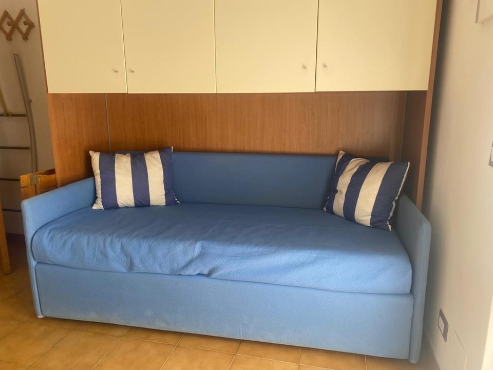 M420 - Marcelli, comodo trilocale con doppio terrazzo e aria condizionata Apartment in Marcelli